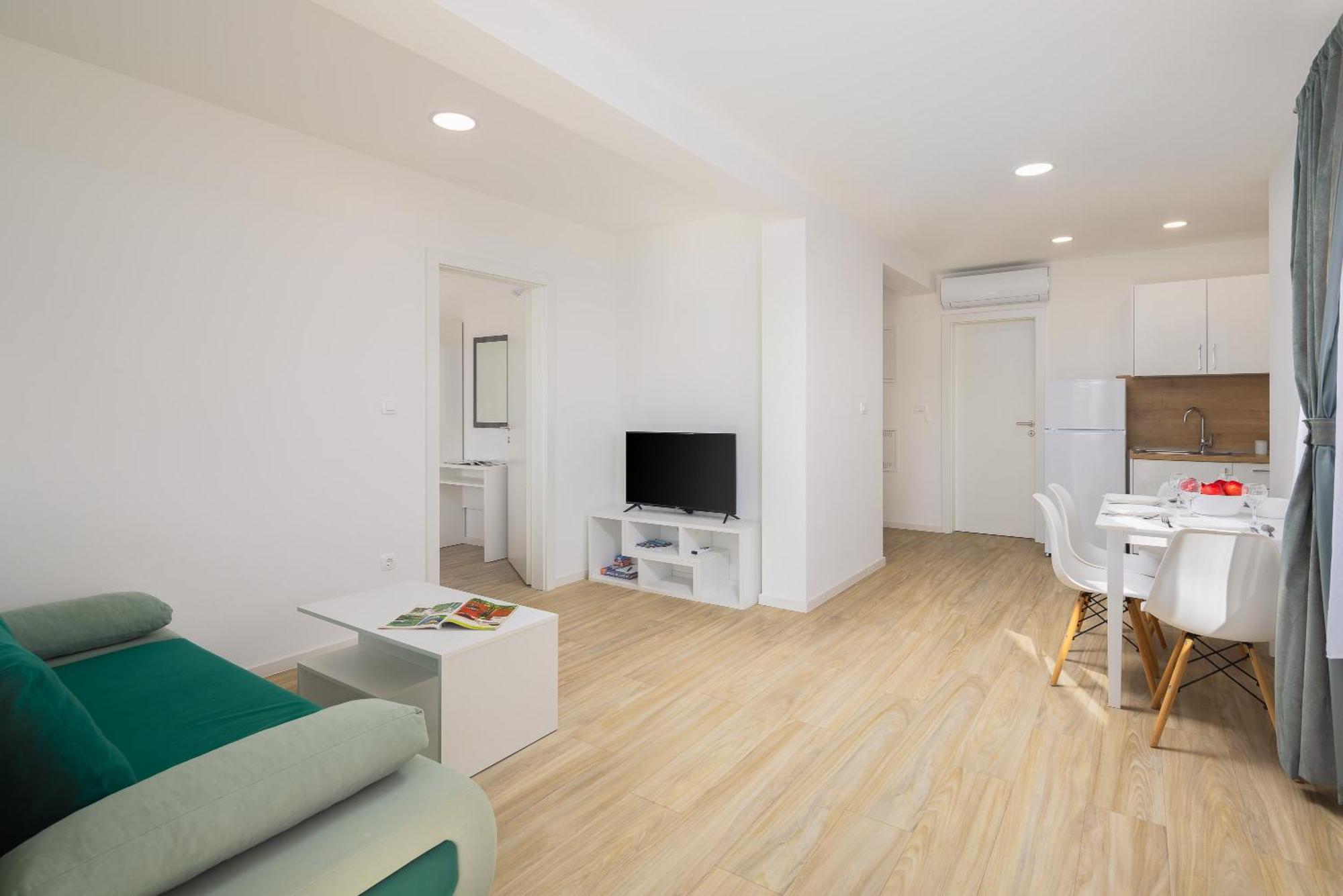 Apartments Juranovic Макарська Номер фото